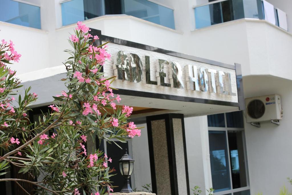 Adler Hotel