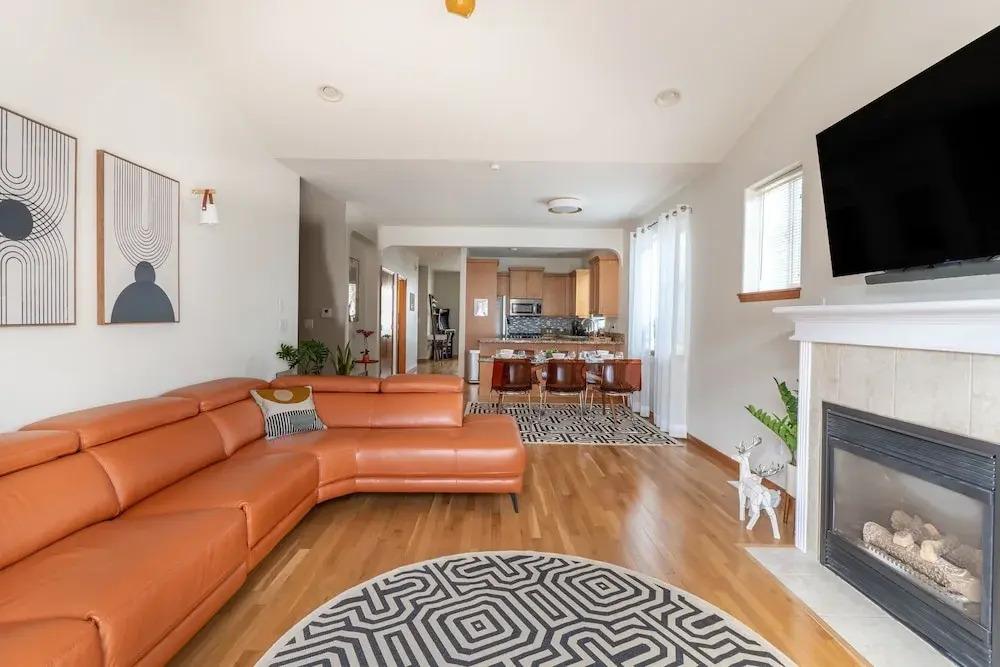 Luxury Home Reading & Game Room Outdoor Dining 3 Bedroom Home by RedAwning