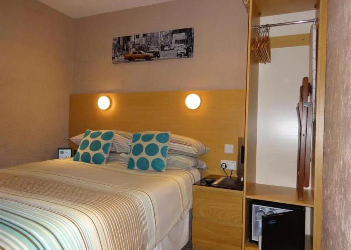 The Craimar - Guest House