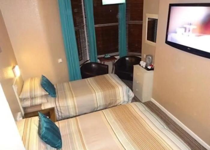 The Craimar - Guest House