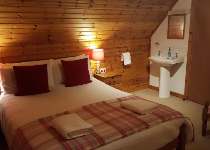 Carn Mhor Bed and Breakfast