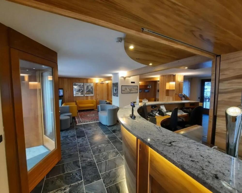 фото Hotel Aigle