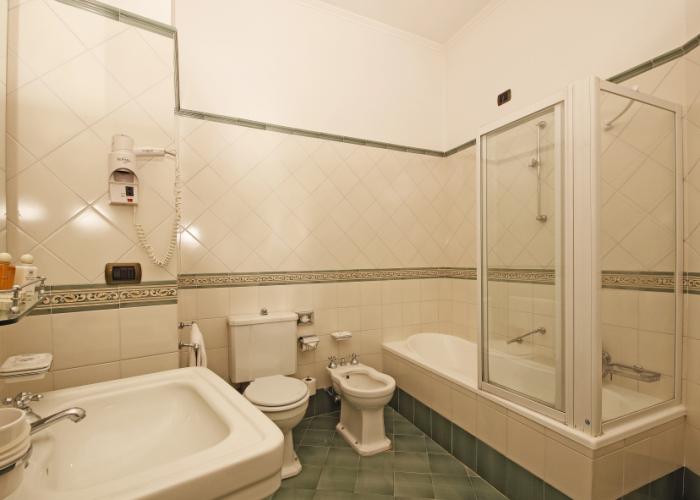 Hotel Savoy Palace