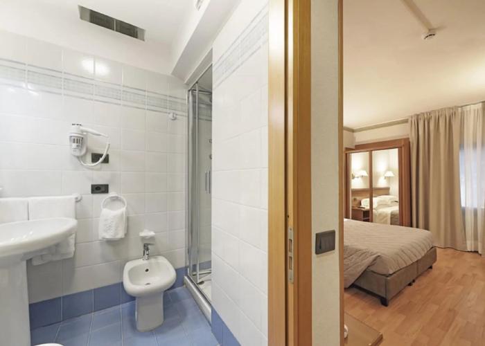 Hotel Du Lac Gardone Riviera