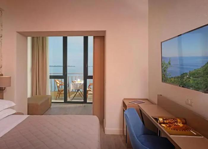Hotel Du Lac Gardone Riviera