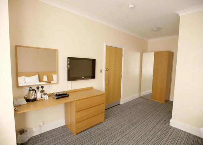 Ashley Victoria Hotel