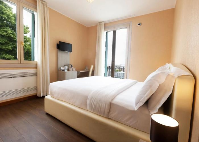 Gardone Palace Hotel
