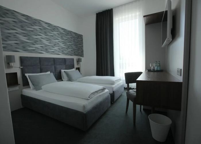 Hotel Starton am Ingolstadt Village