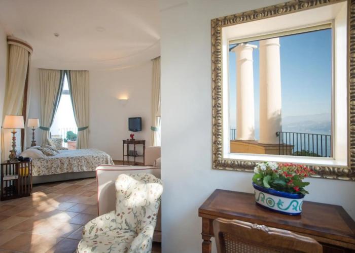 Caesar Augustus Hotel
