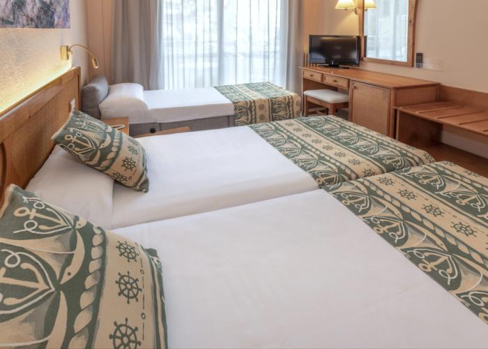 Hotel GHT Oasis Tossa & Spa
