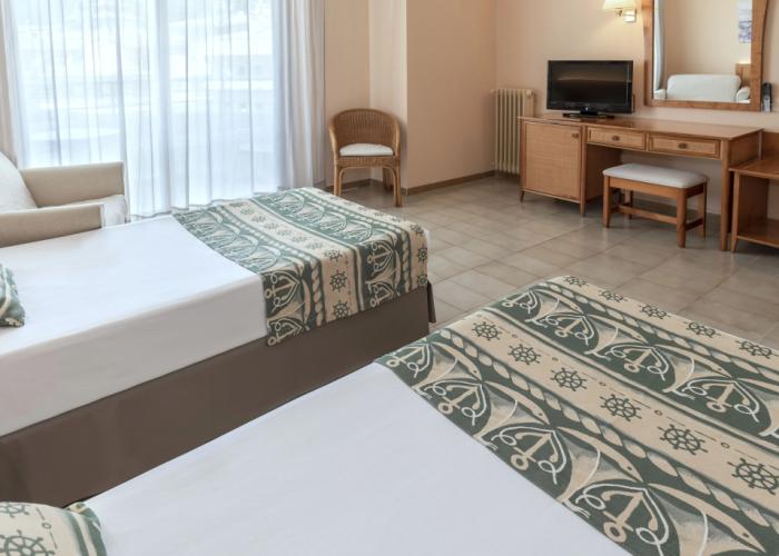Hotel GHT Oasis Tossa & Spa