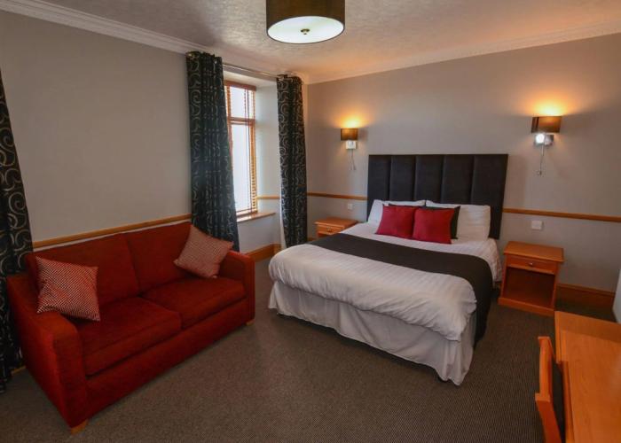 New Inn Hotel