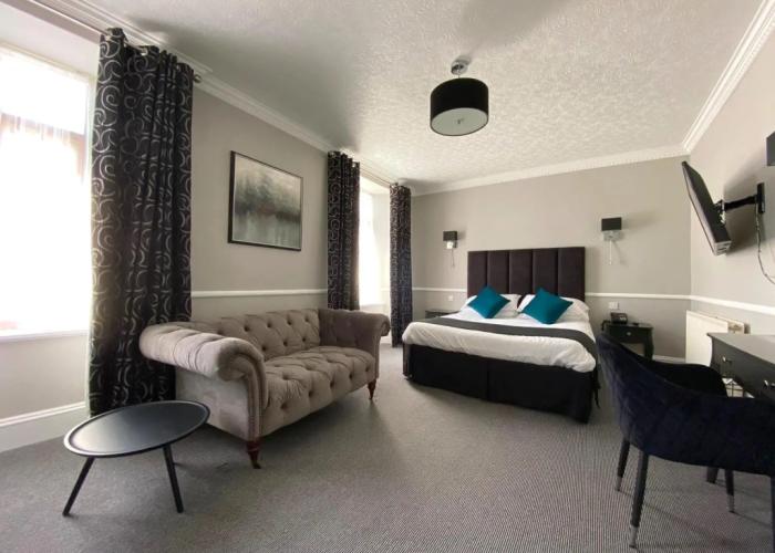 New Inn Hotel