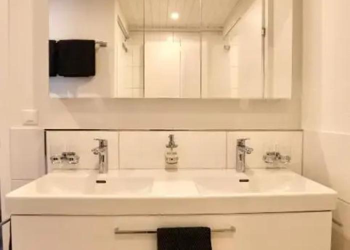 ALP APARTMENTS with self check-in