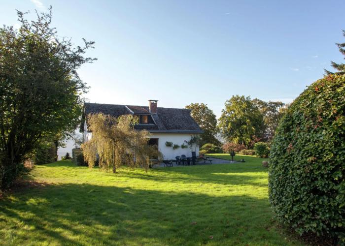 Friendly and Rustic Family Home With Fireplace