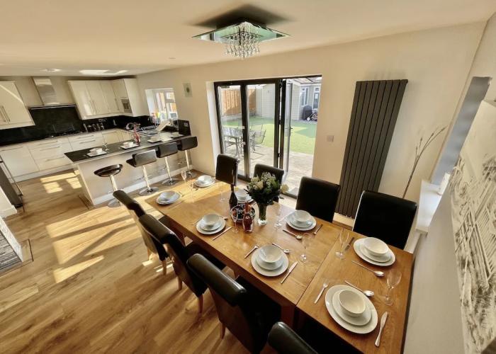 Pamper House Holiday Home And Annex