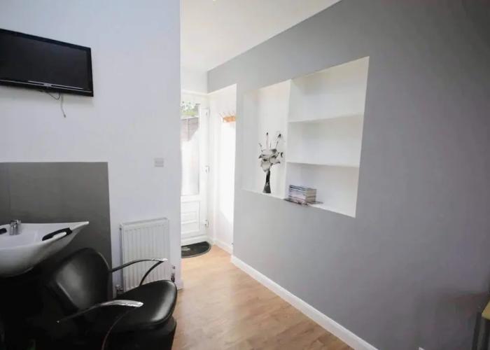 Pamper House Holiday Home And Annex