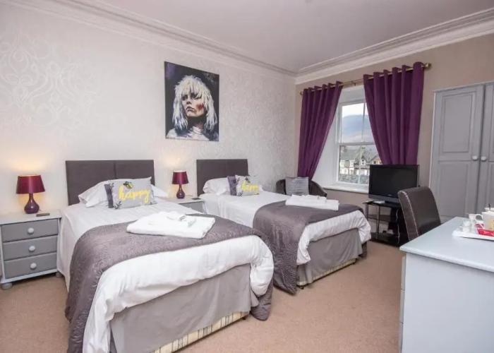 Lynwood Guest House