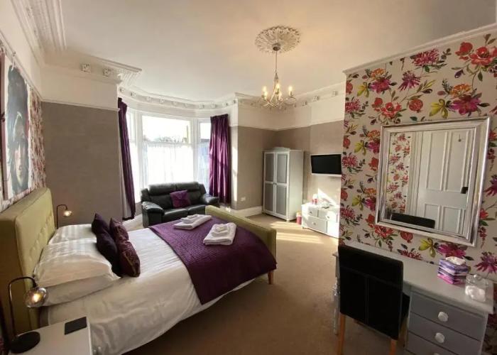 Lynwood Guest House