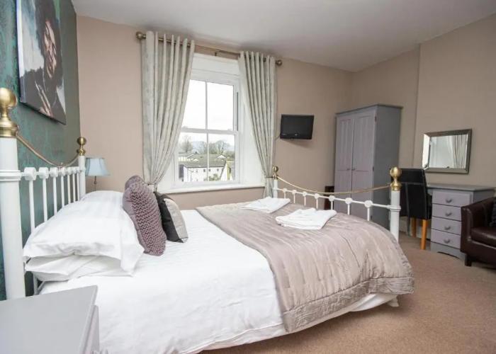 Lynwood Guest House