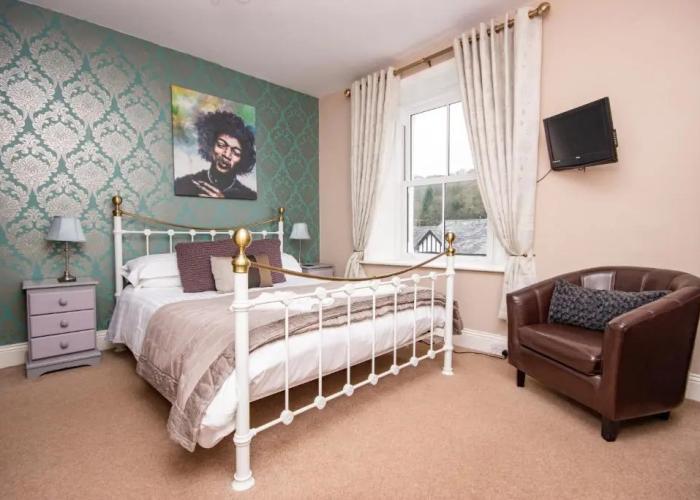 Lynwood Guest House