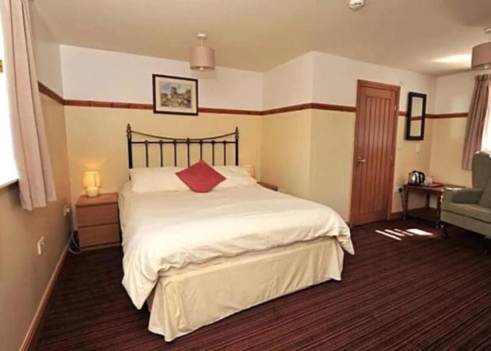 Chevin End Guest House
