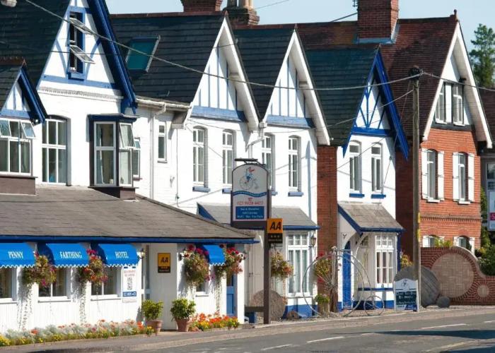 Penny Farthing Hotel
