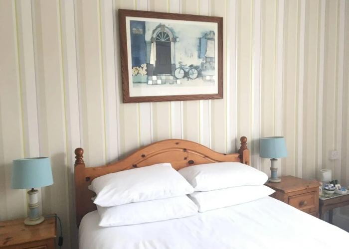 Penny Farthing Hotel