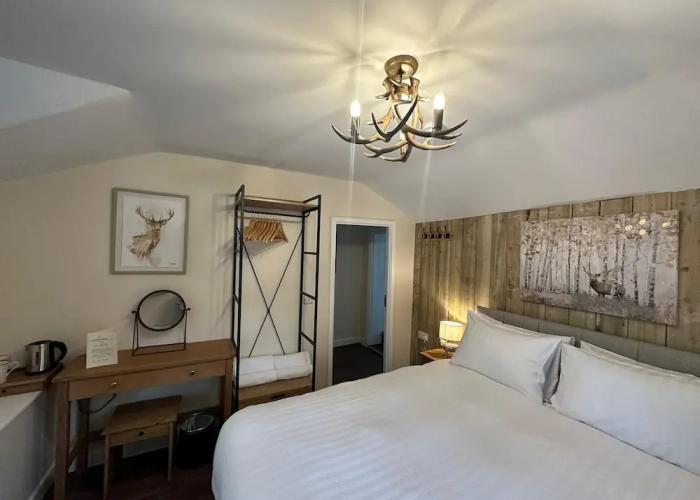 The New Forest Inn