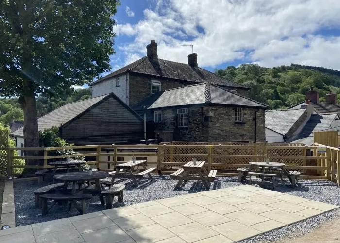 OYO Glyn Valley Hotel
