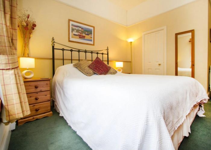 Polraen Country House