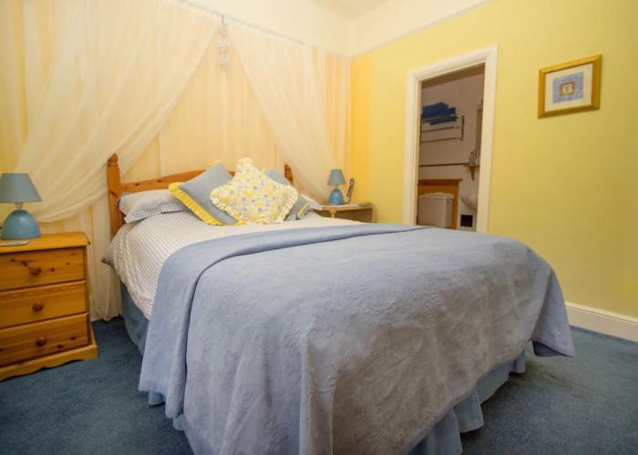 Polraen Country House