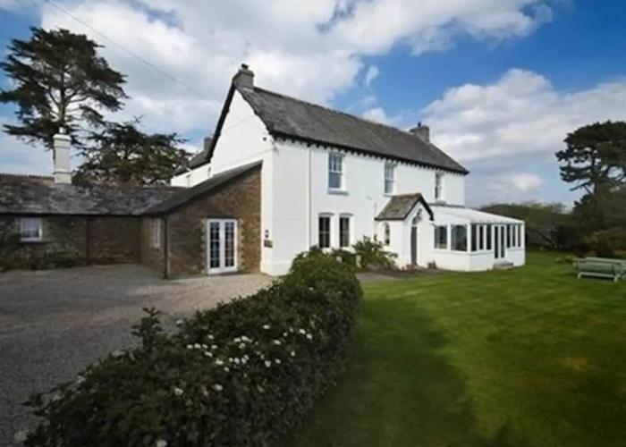 Bucklawren Farm