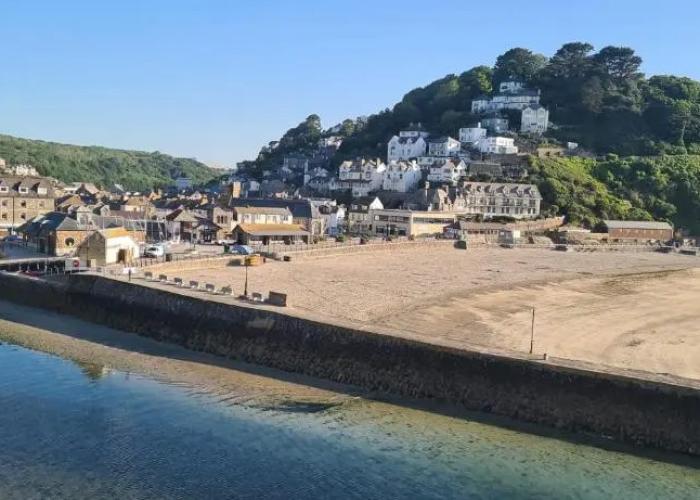 Beautiful 3 bedroom cottage in the heart of Looe