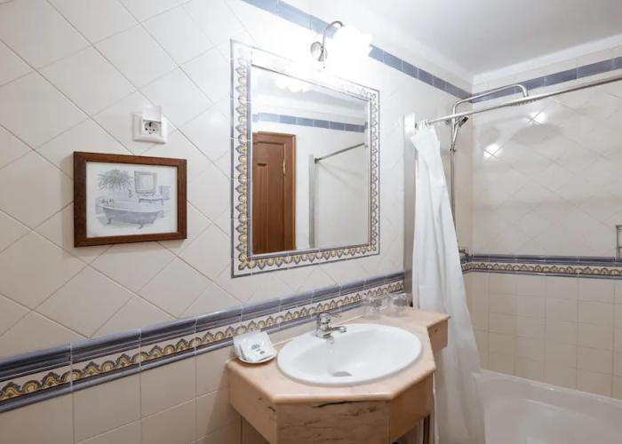 Casa de Sao Thiago d' Obidos