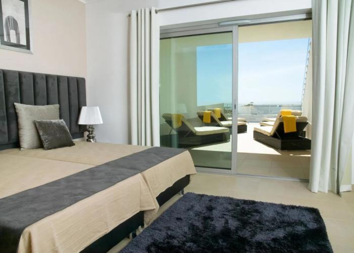 The Beachfront Praia D'el Rey Golf & Beach Resort