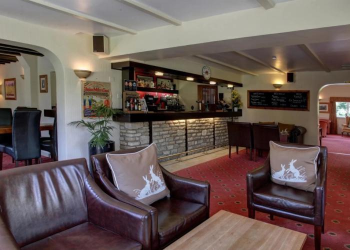 Pettifers Freehouse Hotel