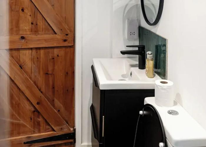 Stunning 2BD in the Heart of Malmesbury