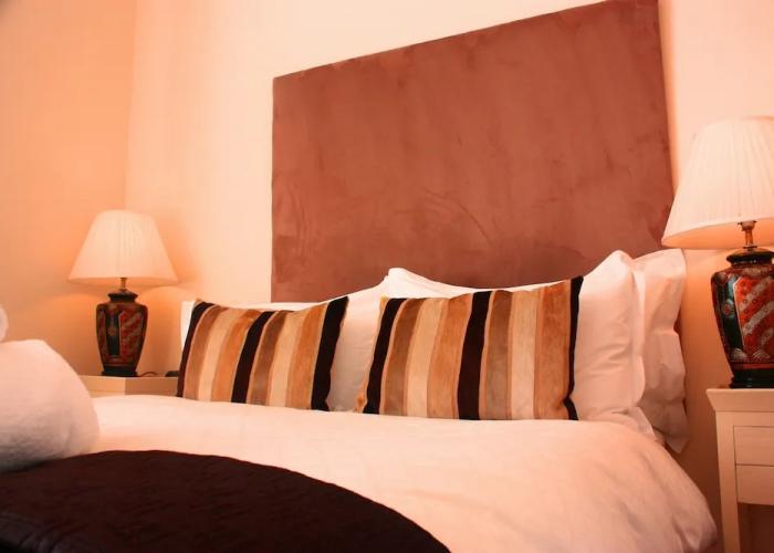 Annandale Arms Hotel
