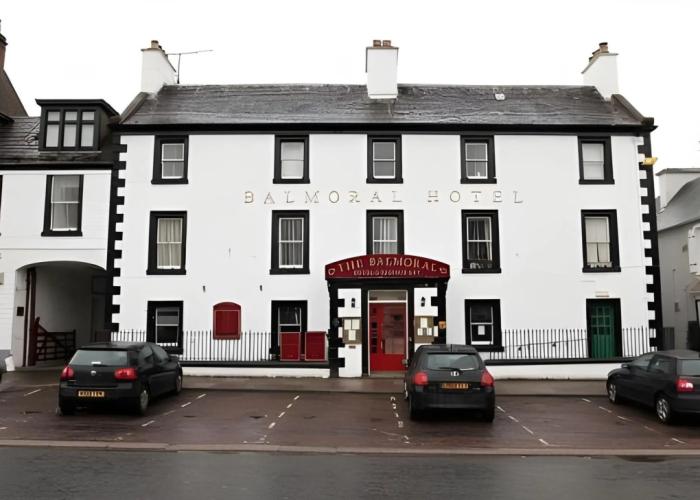 Balmoral Hotel