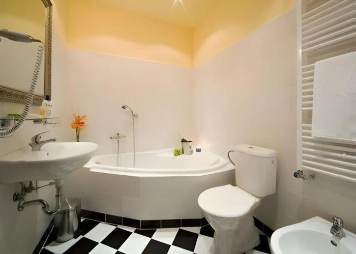 Hotel Rous