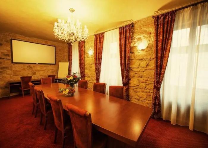 Hotel Rous