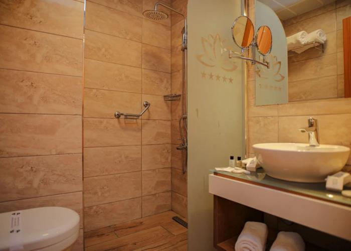 Emin Koçak Thermal & Spa - Convention Center