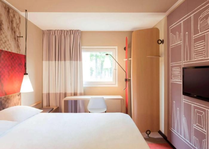 ibis Sens Hotel