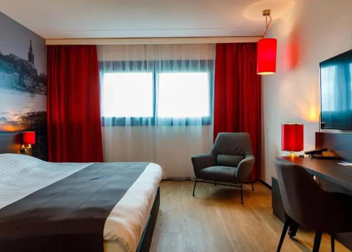 Bastion Hotel Amsterdam Airport