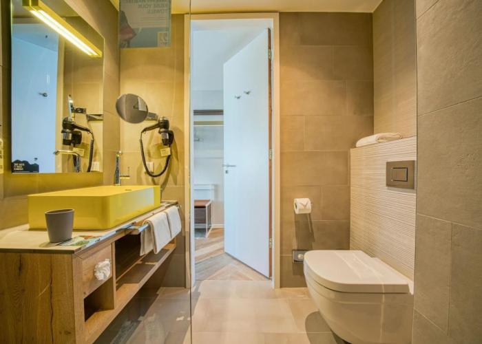 Vienna House Easy by Wyndham Amsterdam Airport