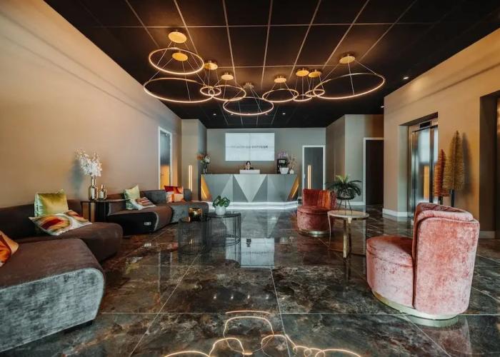 HOTELUX Amsterdam Airport Hotel