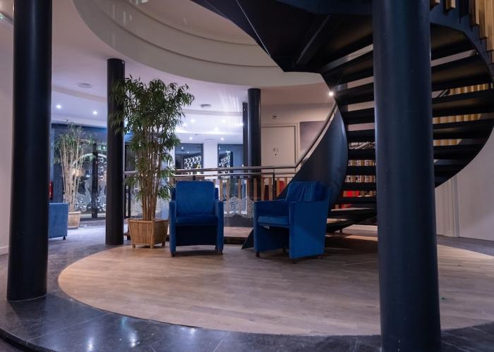 Ma Airport Hotel