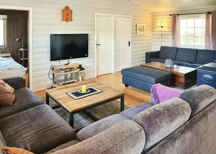 8 Person Holiday Home in Aseral-by Traum