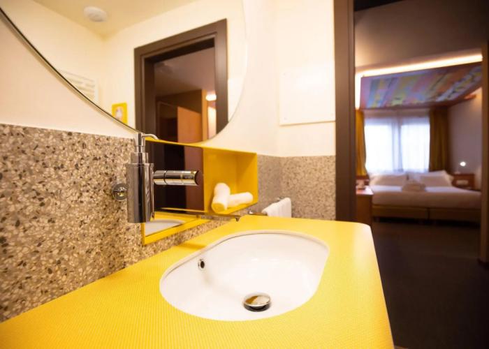 Omama Hotel